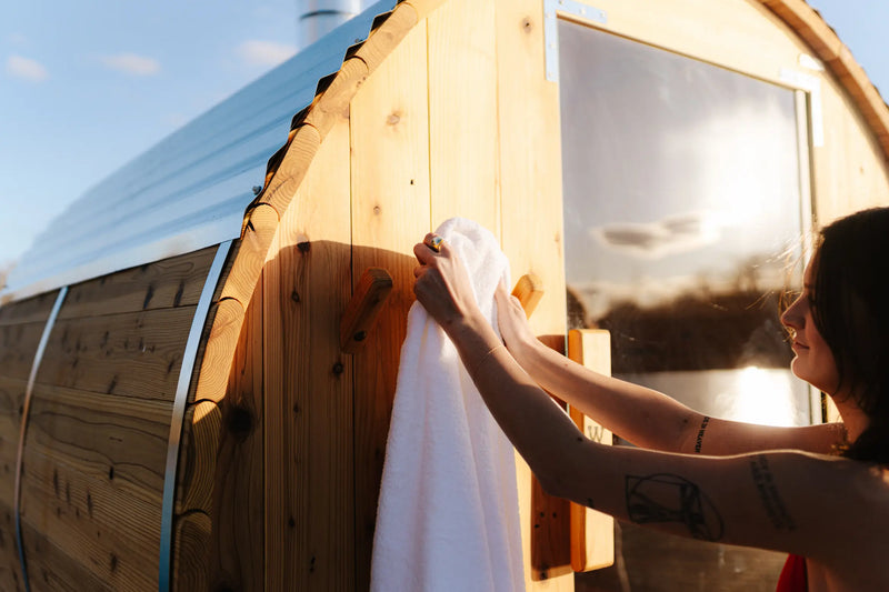 How Regular Sauna Use Enhances Detox Mood and Sleep