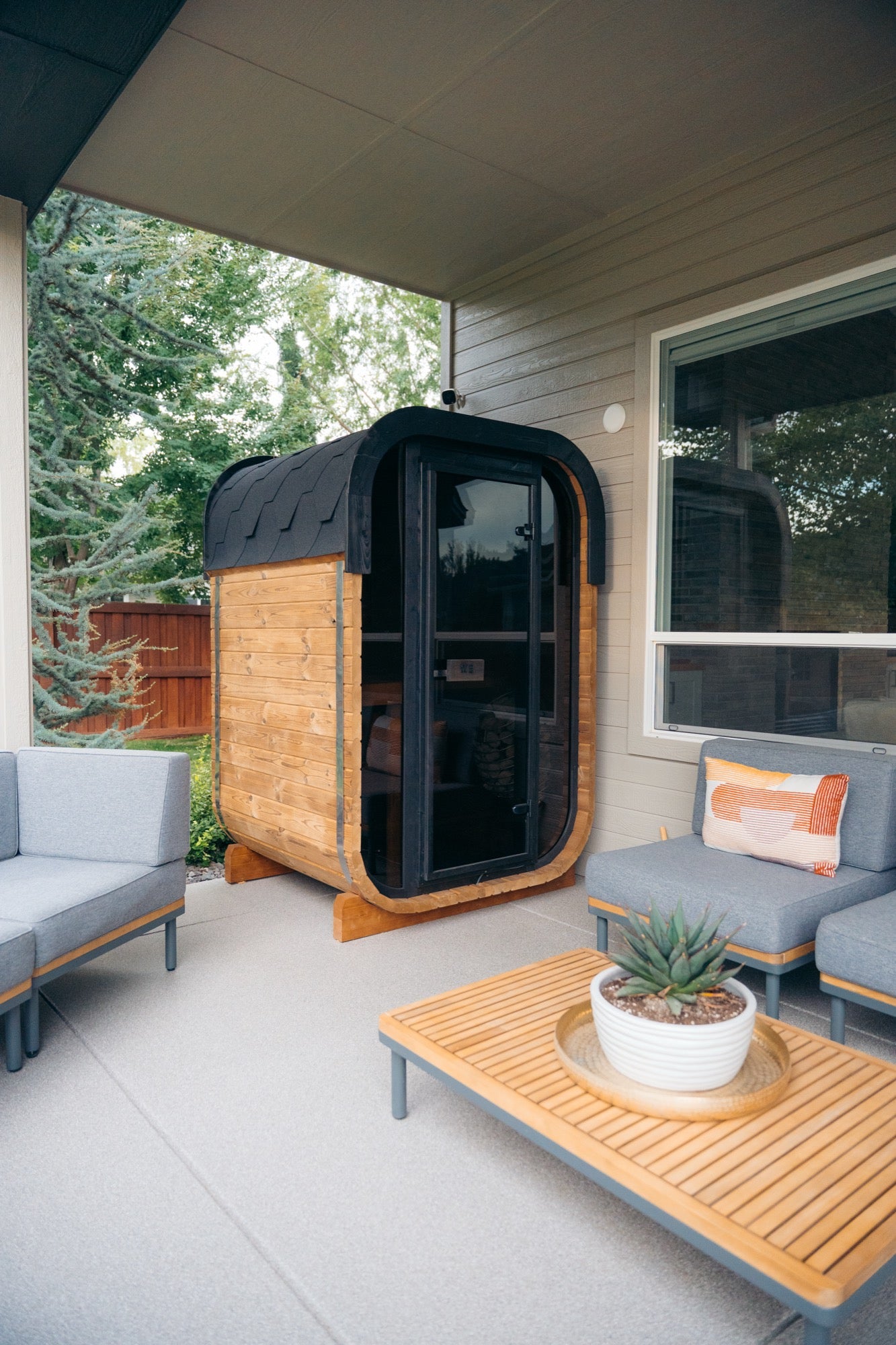 The Mini Cube