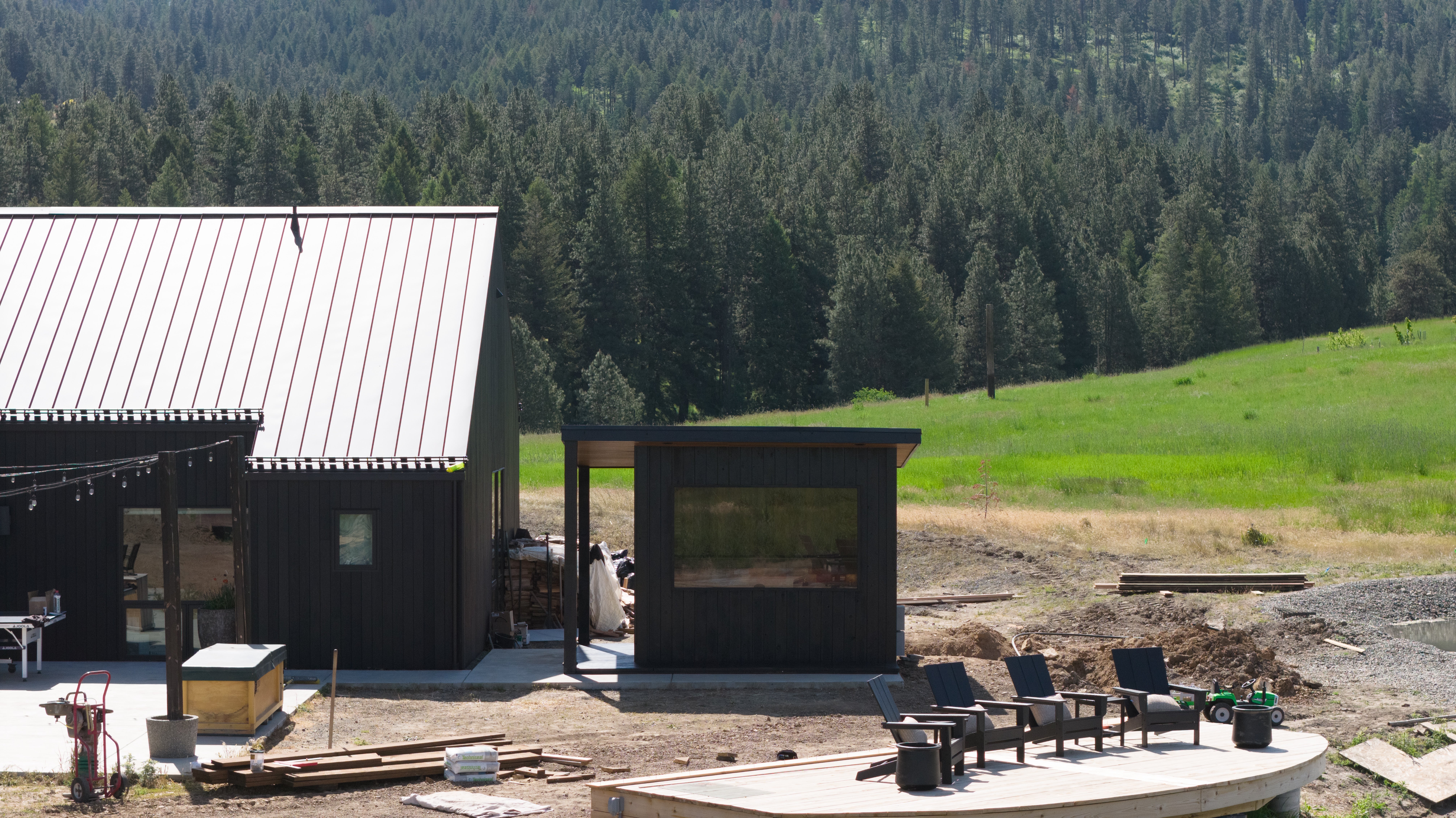 Ben Greenfield’s fully grounded Western Sol sauna